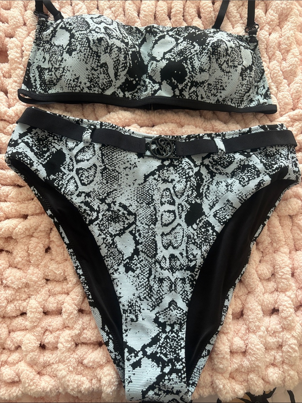 VS Swimsuit (NEW)